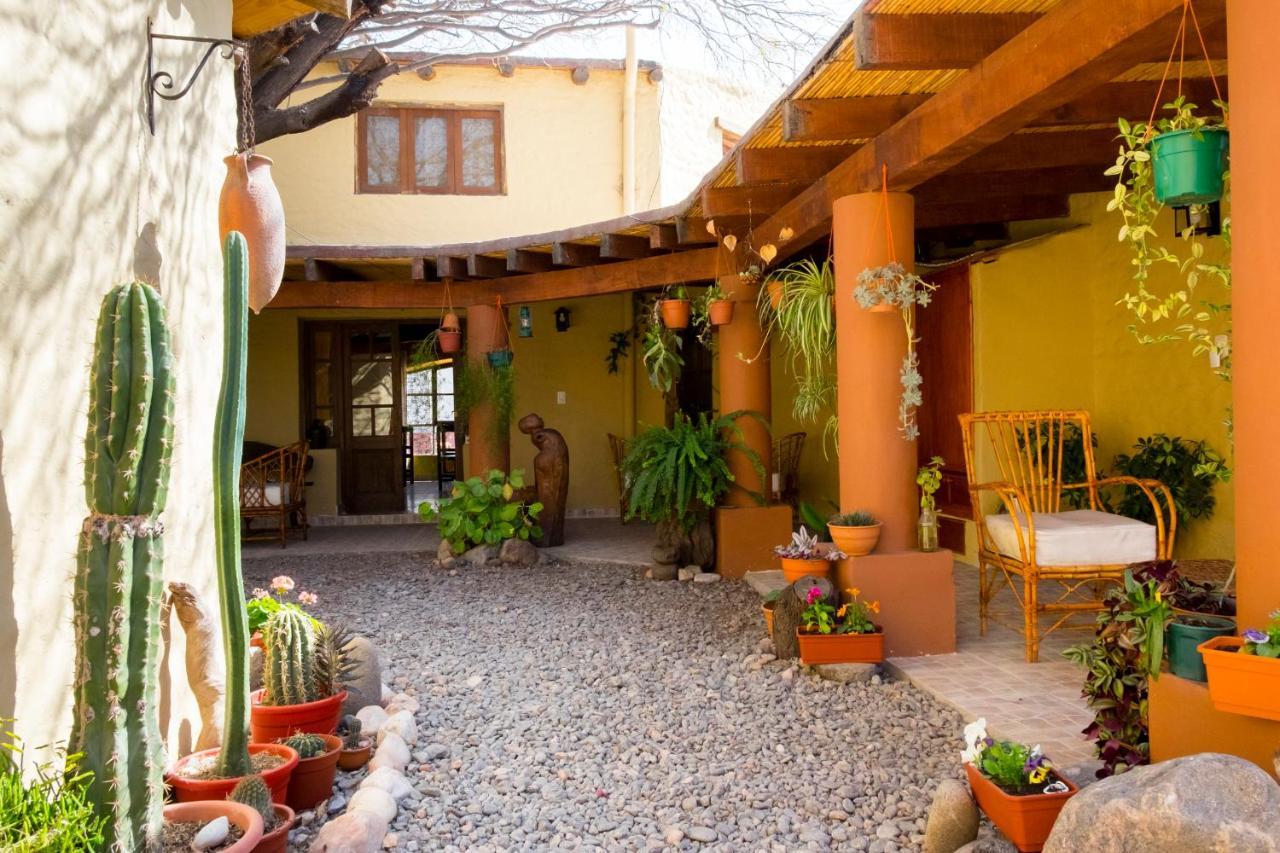 La Montana Bed & Breakfast Cafayate Exterior photo